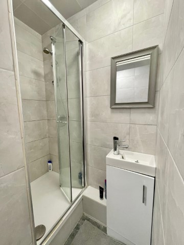 Cortis Road | Double Room #2