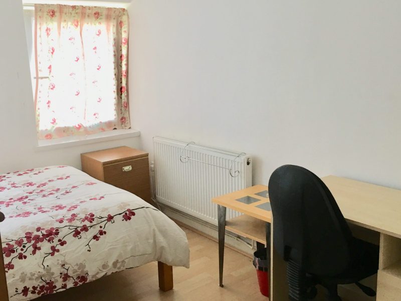 Cliffe House | Double Room #3