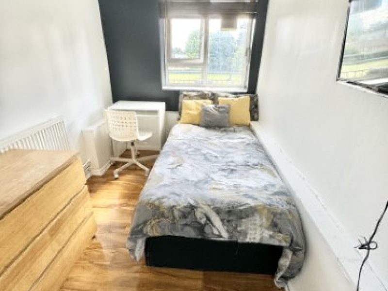 Smithwood Close | Single Room #1