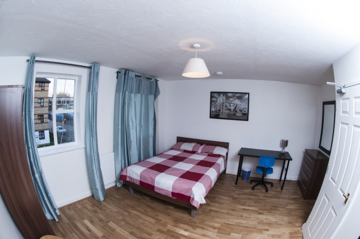 Plough Way | Master Room En Suite #4