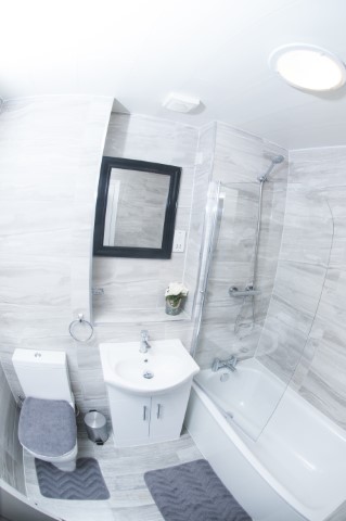 Plough Way | Master Room En Suite #4