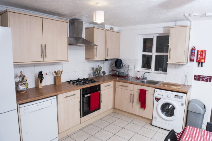 Plough Way | Master Room En Suite #4