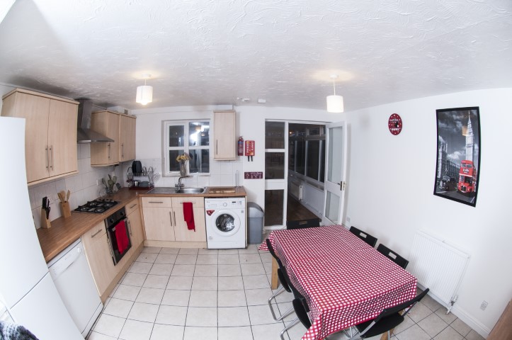 Plough Way | Master Room En Suite #4