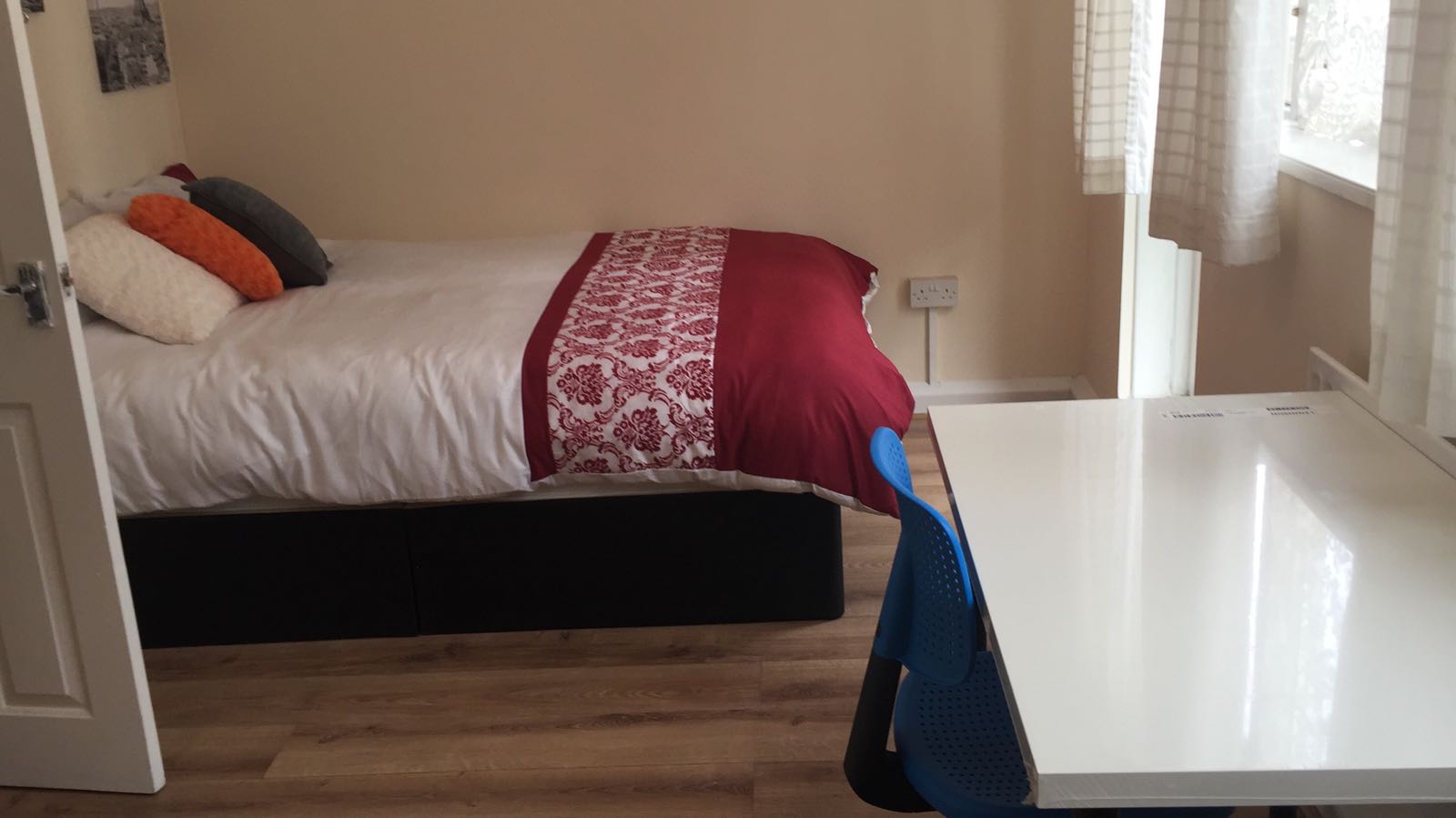 Bazely Sreet | Double Room #1