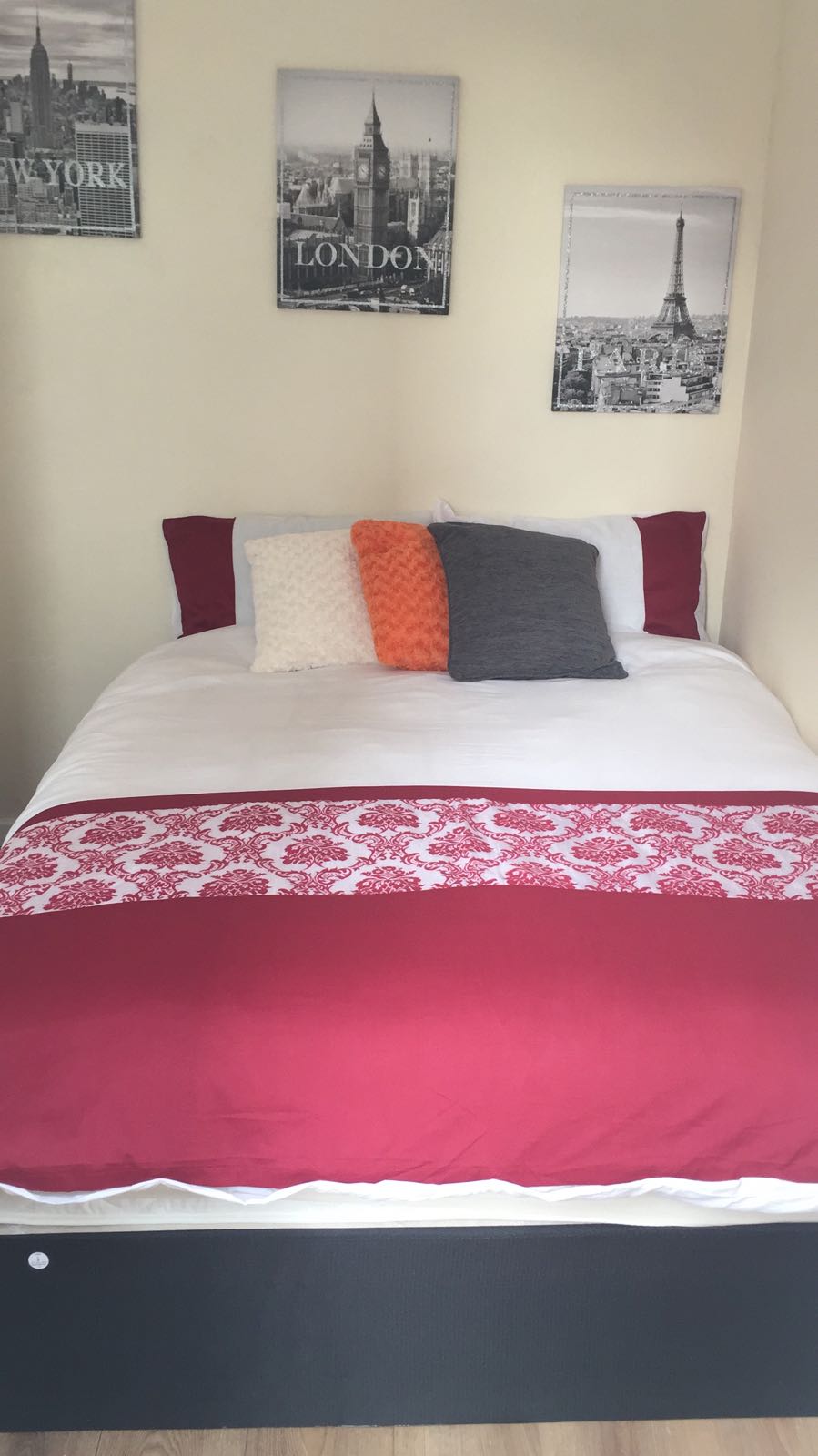 Bazely Sreet | Double Room #1