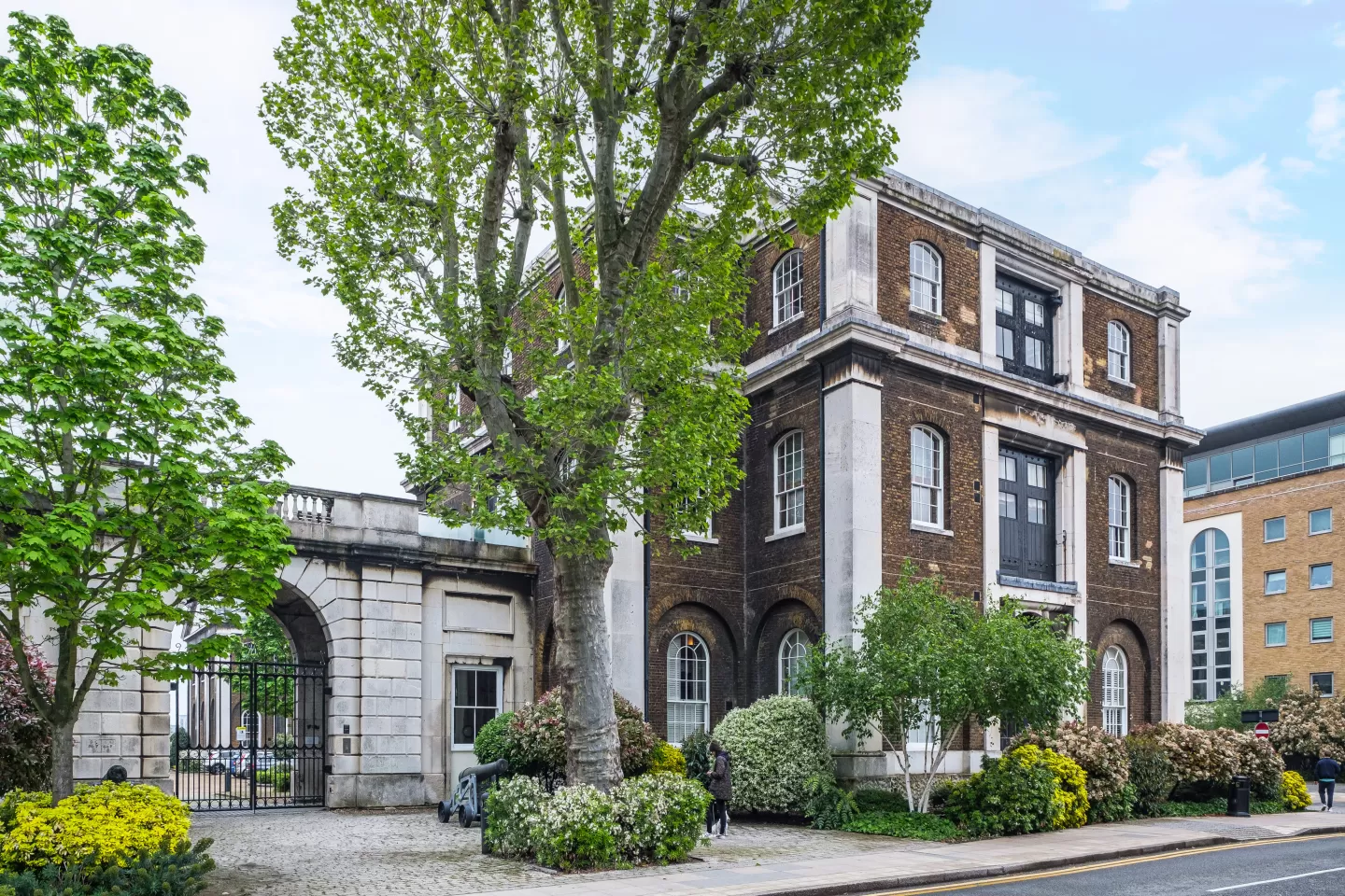 Why Rooms and Pads is the Most Reliable Platform for Renting a Room in London