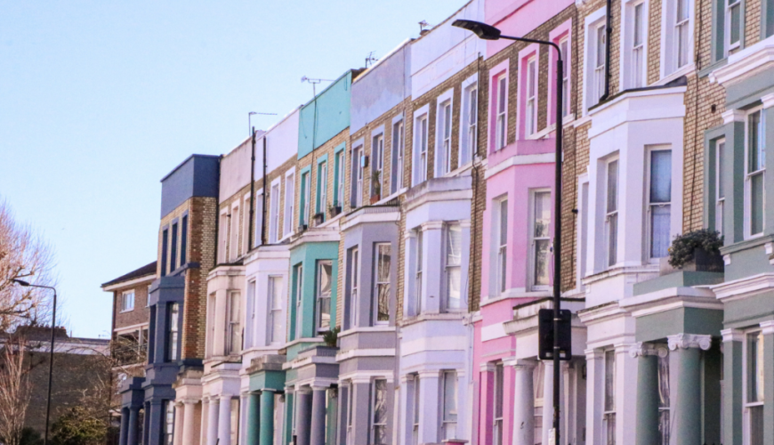 Experience the Best of London Living in a Notting Hill Flatshare