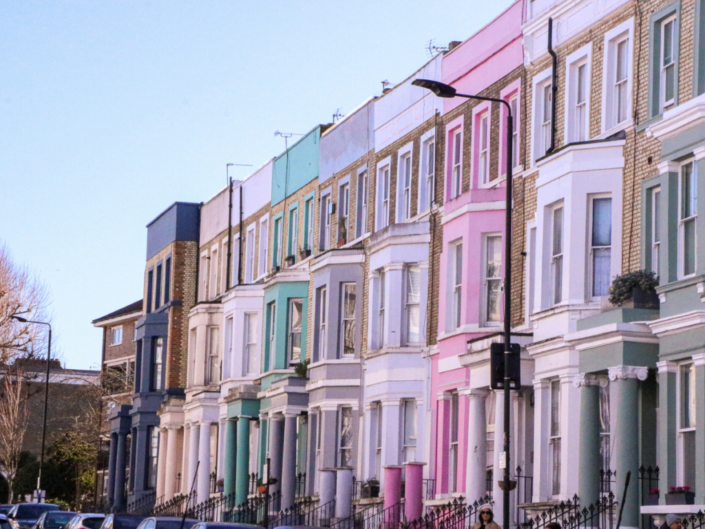 Experience the Best of London Living in a Notting Hill Flatshare