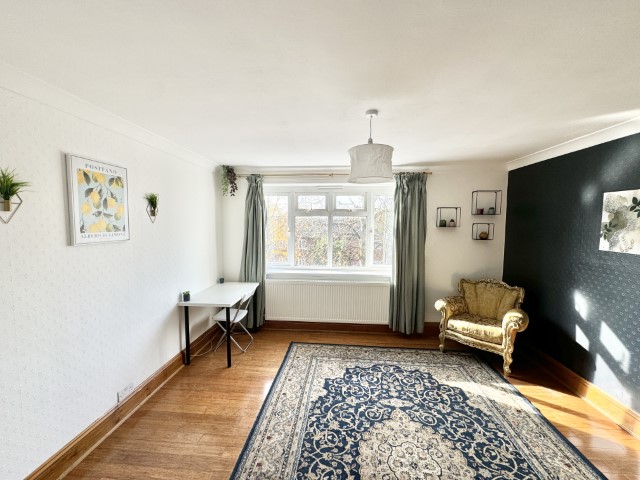 Charles | Double Room #3