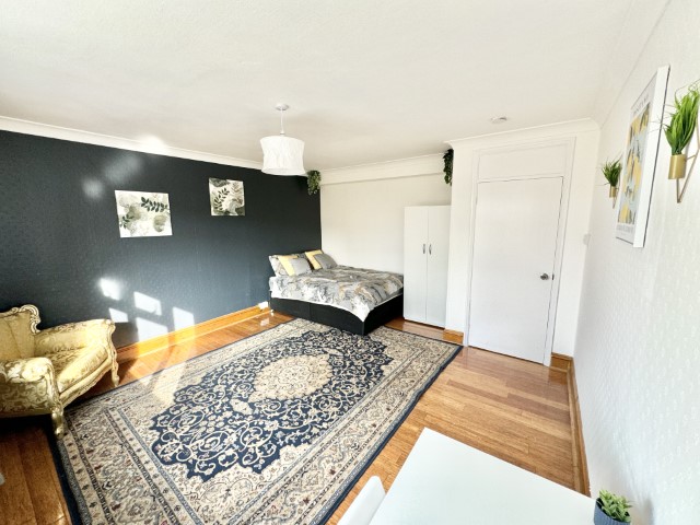 Charles | Double Room #3