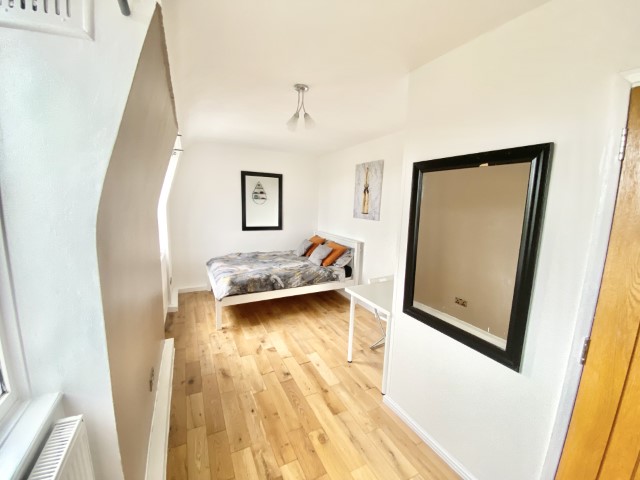 Parkleigh | Double Room #3