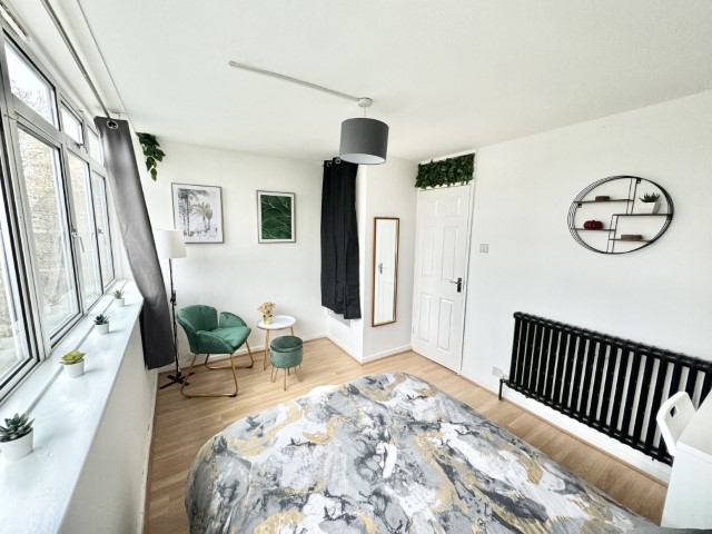 Gifford | Double Room #4