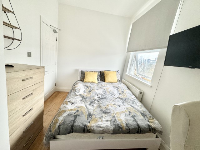 Oaklands | Double Room #2