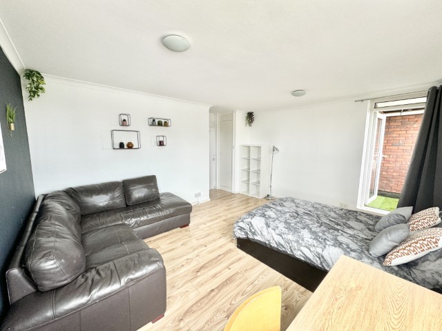 Farrell | Double Room #2