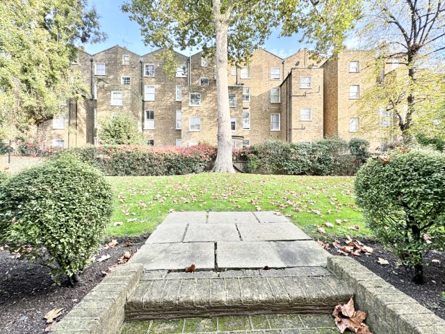 Charles | Double Room #4