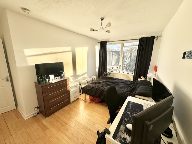 Breasley | Double Room #5