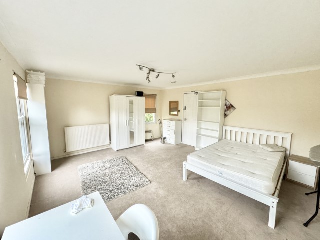 Kingsridge | Double Room #1