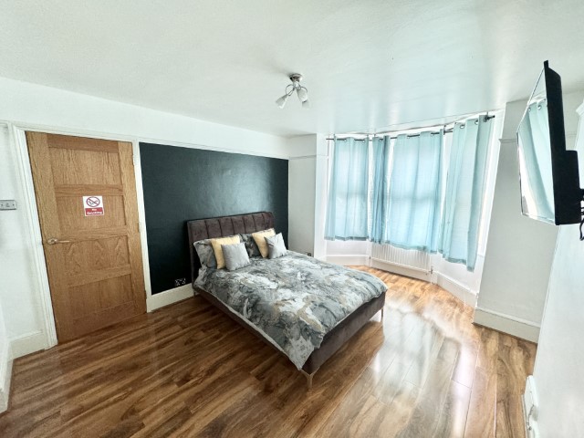 Disraeli A | Double Room #1