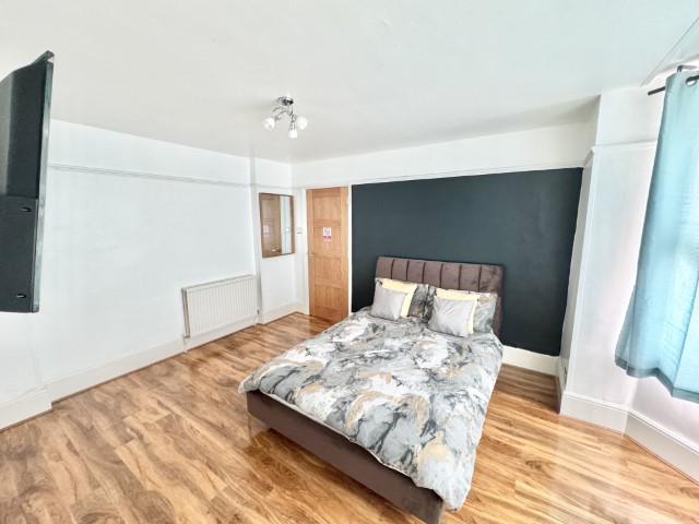 Disraeli A | Double Room #1