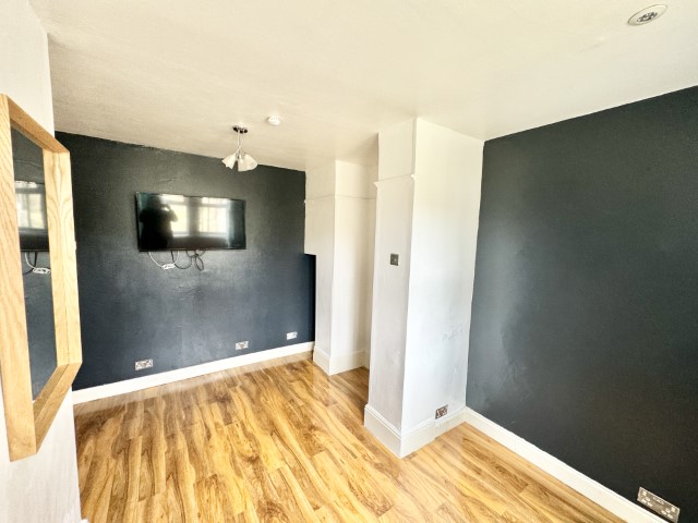 Disraeli A | Double Room #2