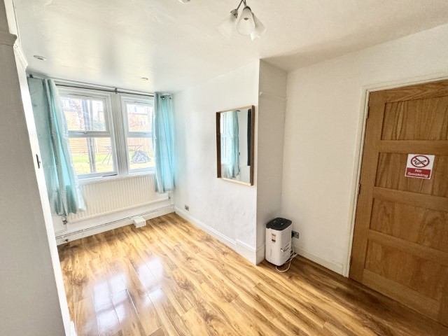 Disraeli A | Double Room #2