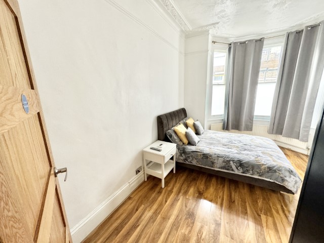 Disraeli B | Double Room #1