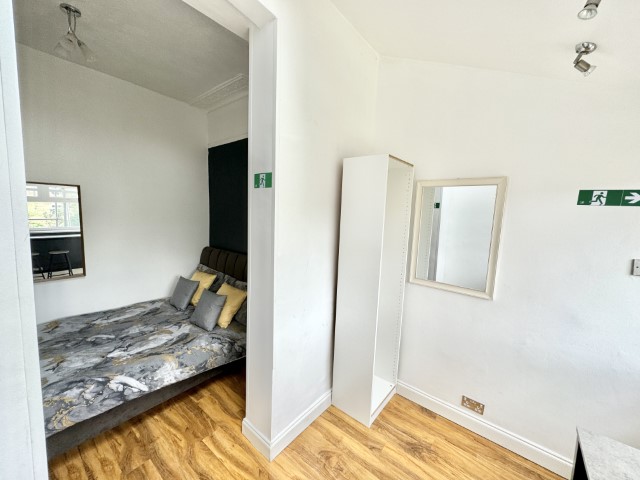 Disraeli B | Double Room #2