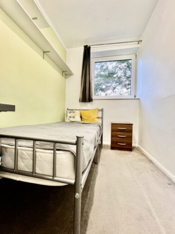 Camilla | Single Room #2