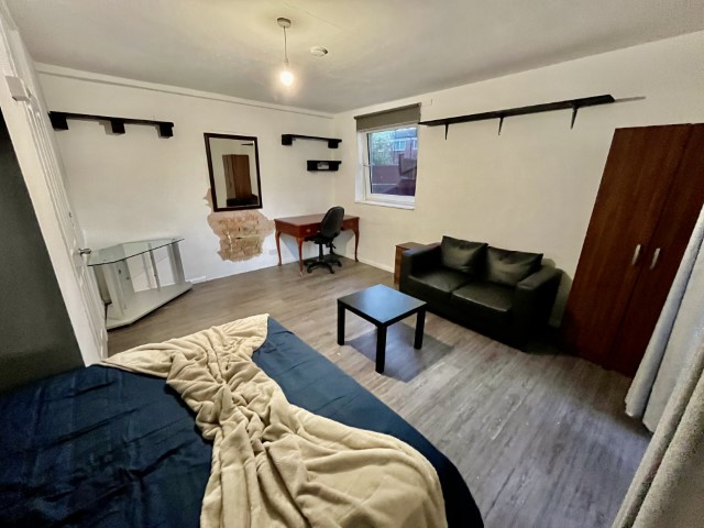 Camilla | Master Room #1