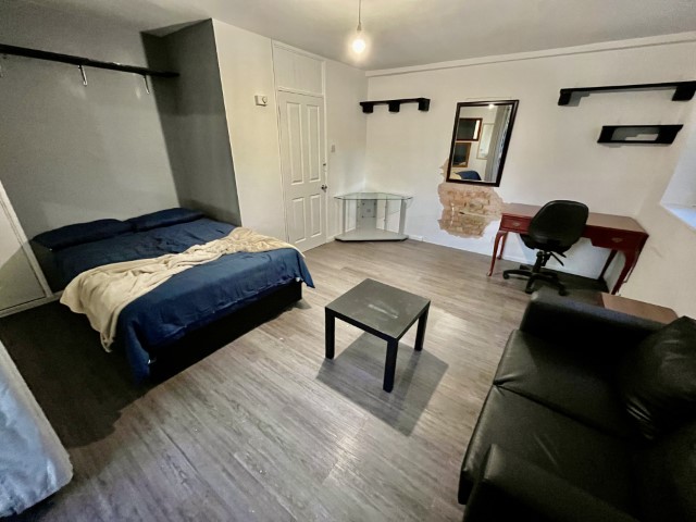 Camilla | Master Room #1