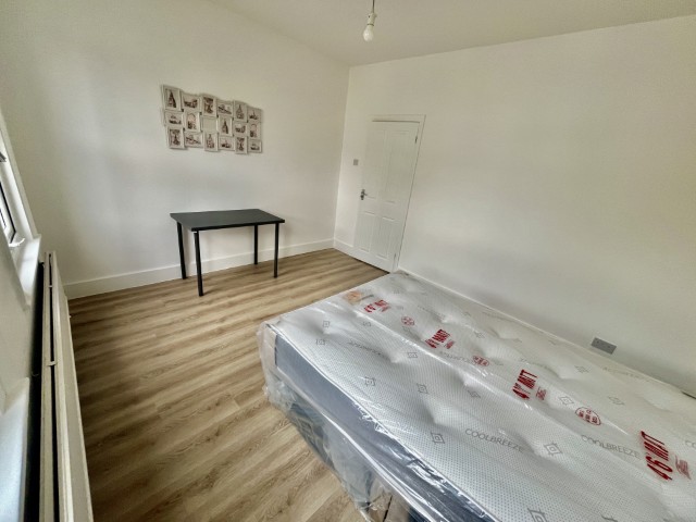 Moffatt | Double Room #5