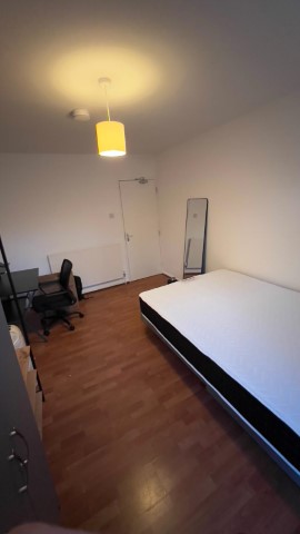Vigilant | Large Double Room #1