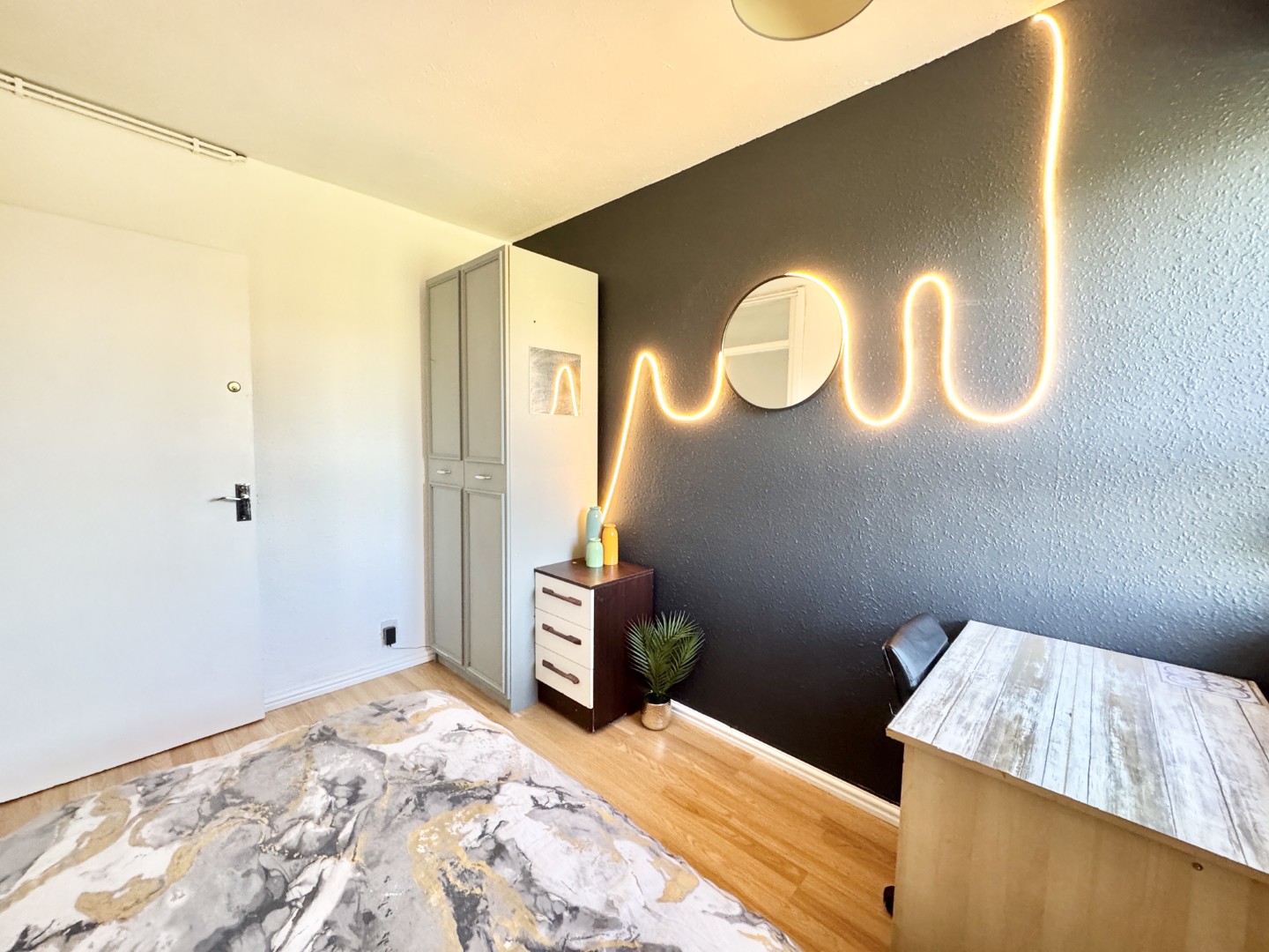 Hind | Single Room #5